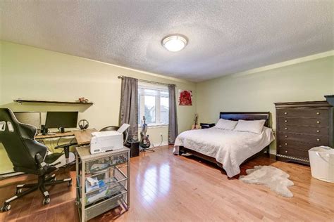 87 Havelock Dr, Brampton, ON L6W 4C8, Canada. . Kijiji mississauga room for rent
